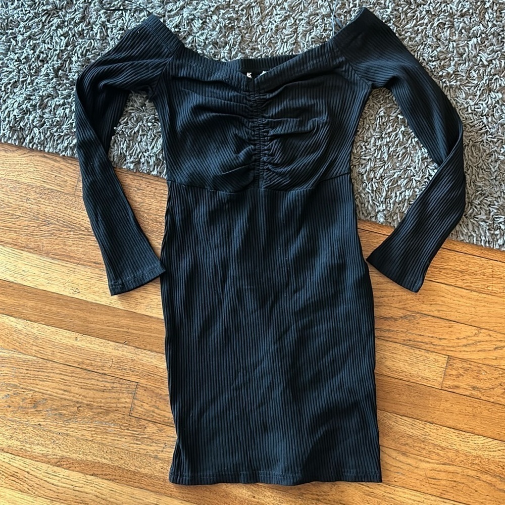 NWOT Princess Polly Black Ribbed Long Sleeve Dress Size 6